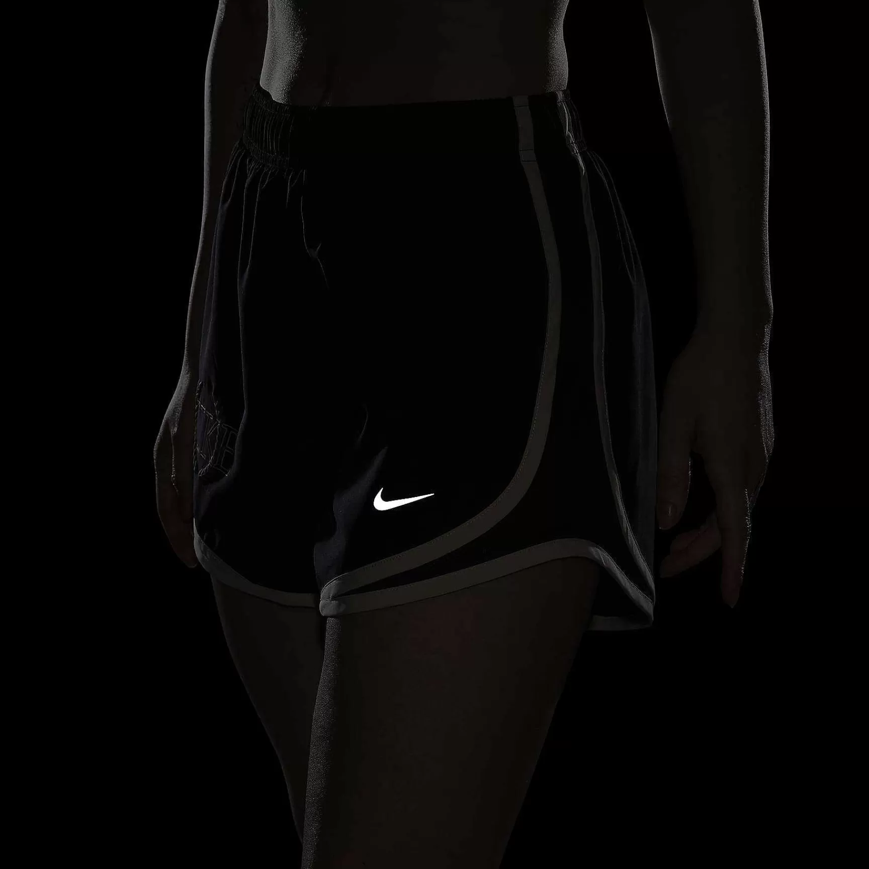 Nike Dri-Fit-Tempo -Vrouwen Korte Broek