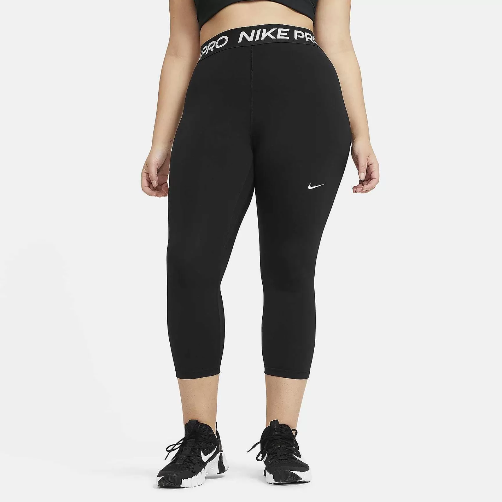 Nike Pro -Vrouwen Grote Maat