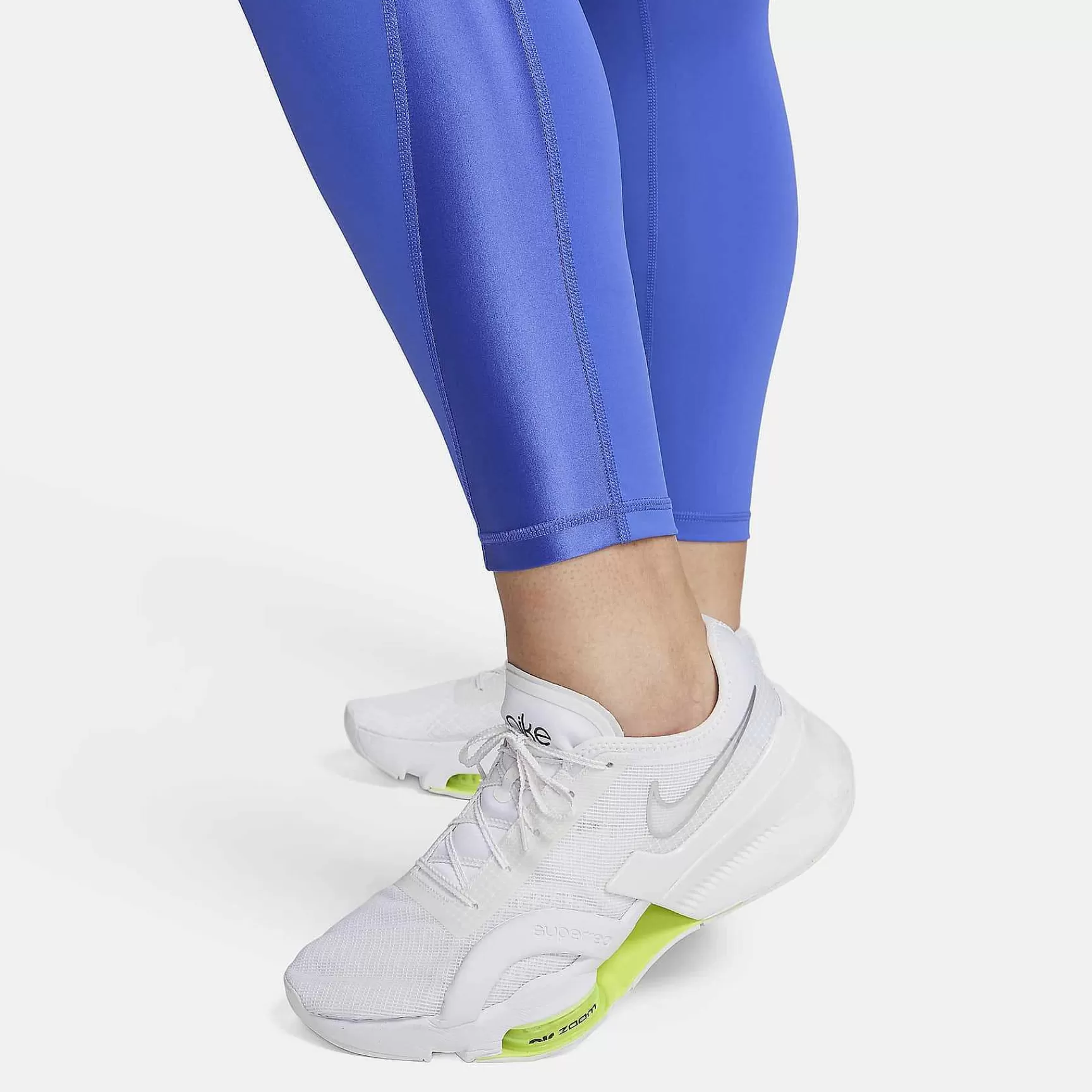 Nike Pro -Vrouwen Grote Maat