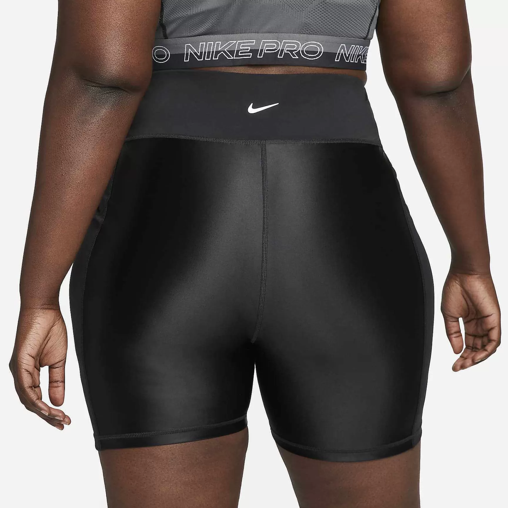 Nike Pro -Vrouwen Grote Maat