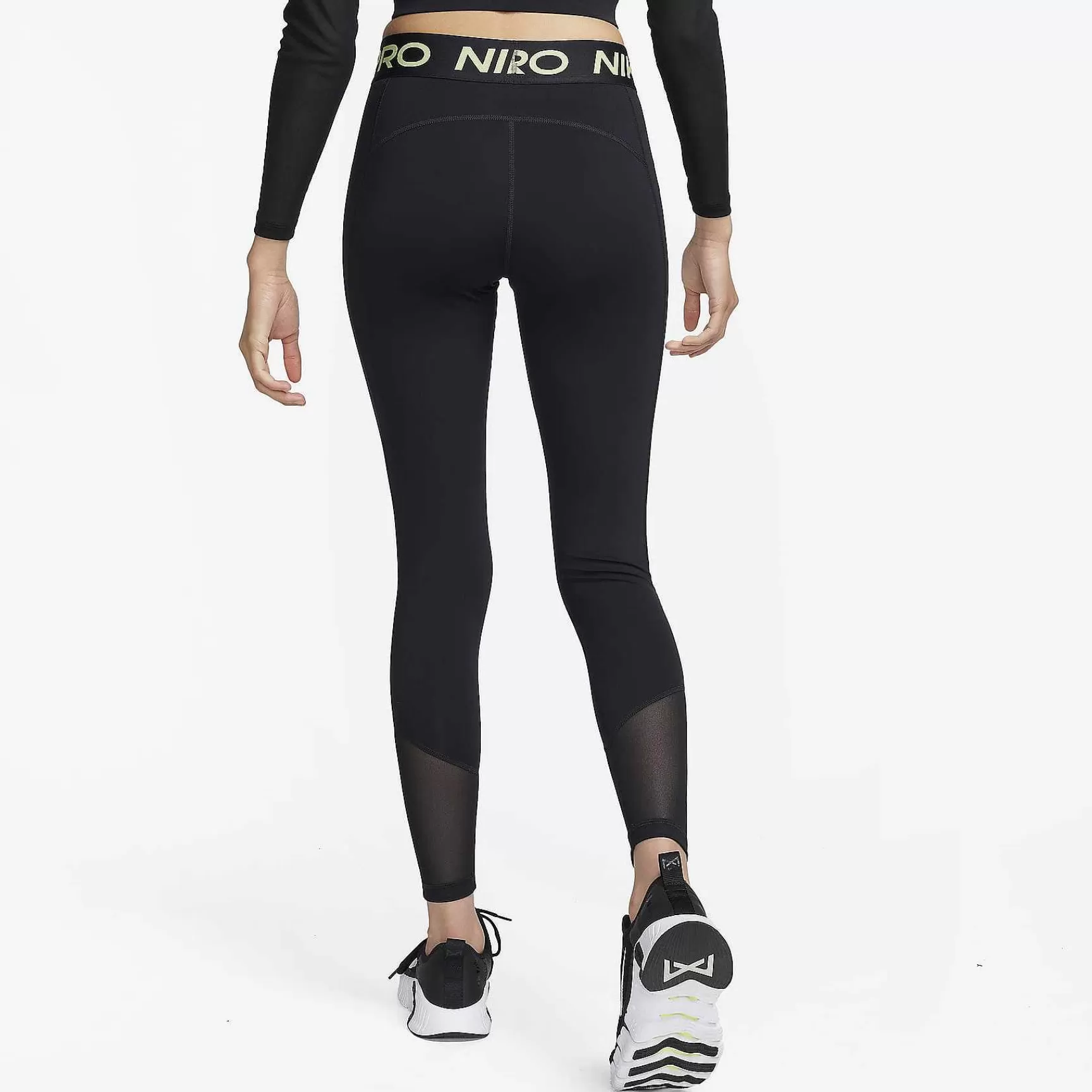 Nike Pro -Vrouwen Cyber Monday-Kleding