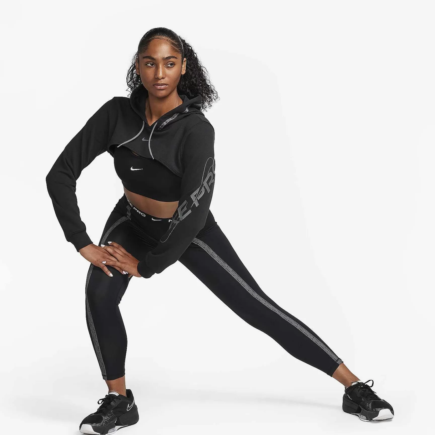 Nike Pro Dri Fit -Vrouwen Hoodies En Sweatshirts