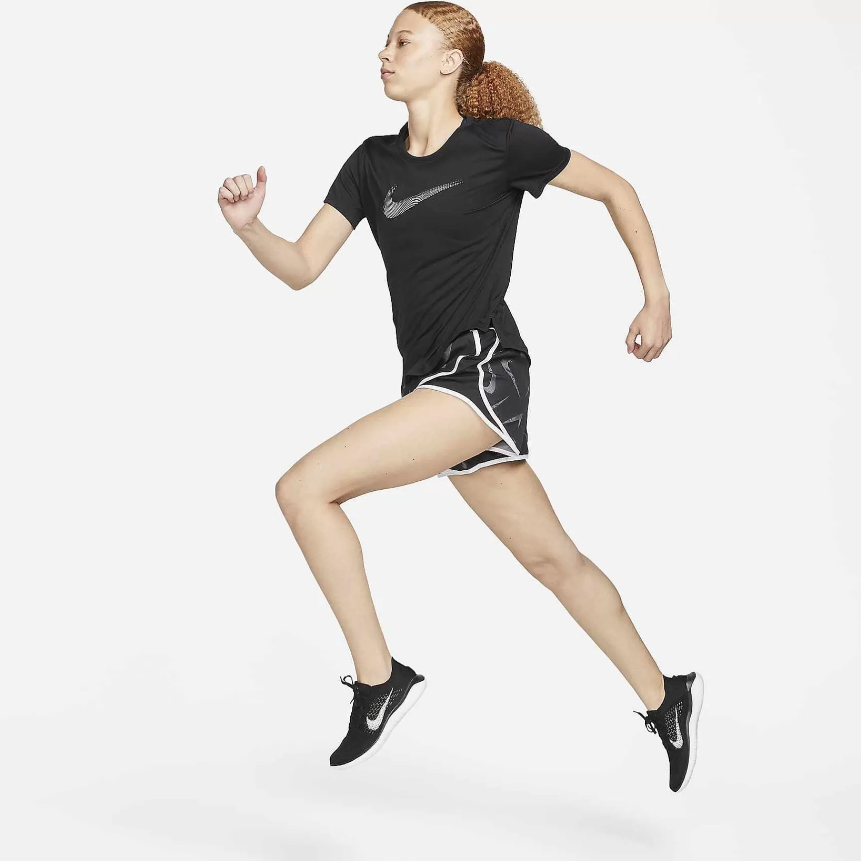 Nike Tempo-Swoosh -Vrouwen Korte Broek