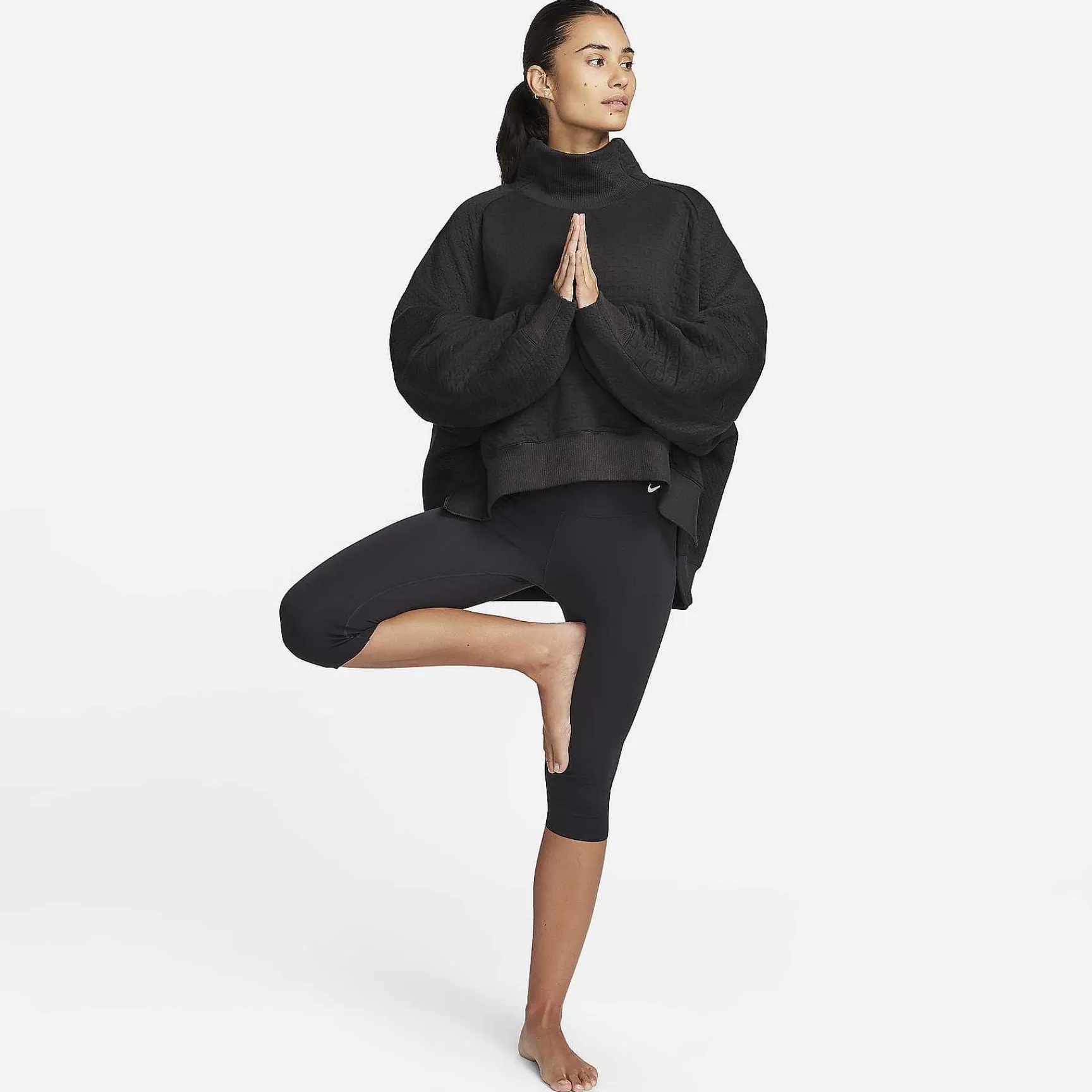 Nike Yoga Therma-Fit -Vrouwen Hoodies En Sweatshirts