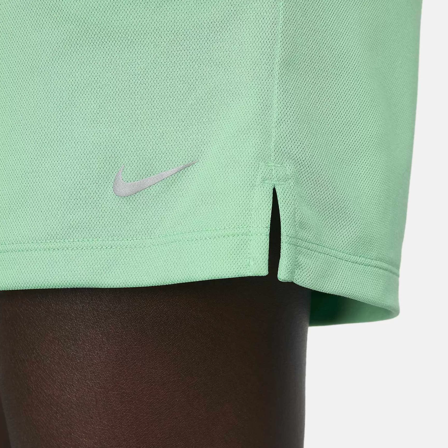 Nike -Aanval -Vrouwen Korte Broek