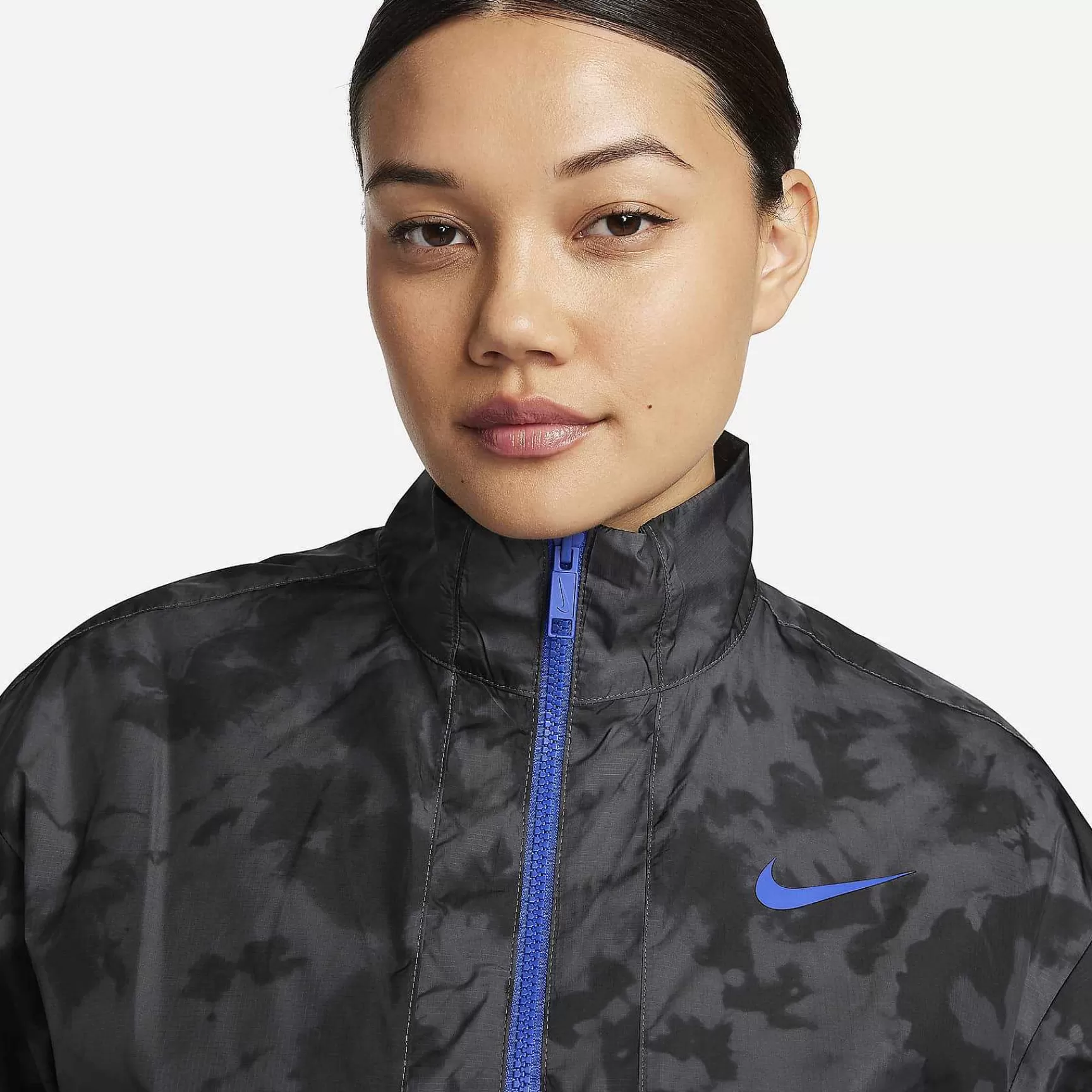 Nike Vs Essentieel -Vrouwen Bovenkleding En Jassen